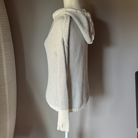 Rachel Zoe Women’s Grey/White Knit Hoodie - Picture 3 of 6